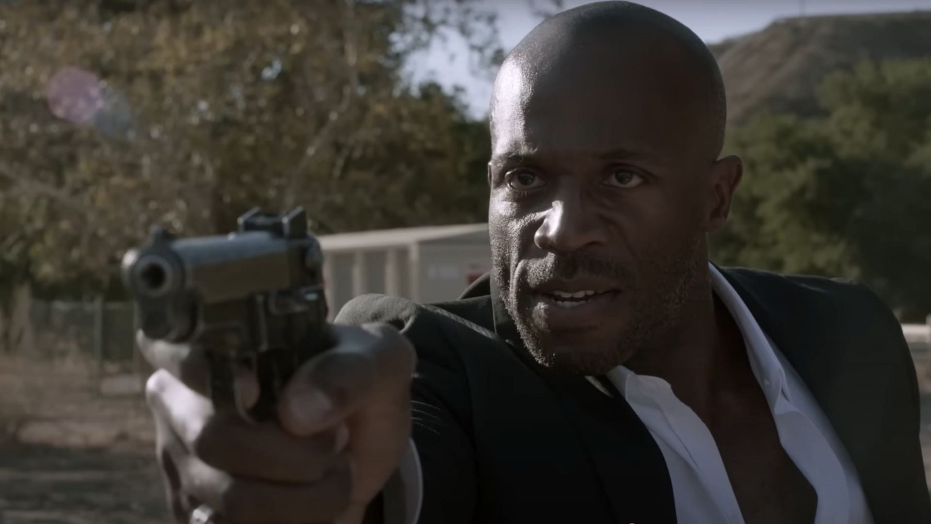 Marks kills Bobby for Jax's betrayal (Image via YouTube/FX Networks)